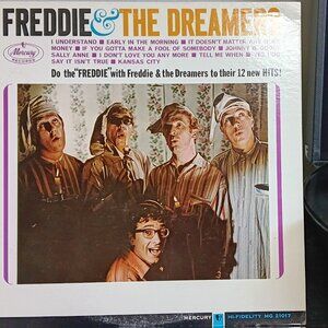 Freddie & The Dreamers - "Do The Freddie" 12 New Hits - Circa 1966